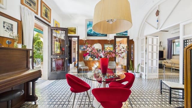 5 soveværelse Villa til salg i Can Pastilla, Palma de Mallorca - € 1.799.000 (Ref: 9326301)