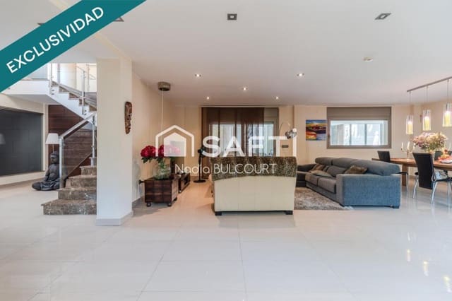 5 bedroom Villa for sale in Collbató with pool garage - € 1,165,000 (Ref: 9326303)