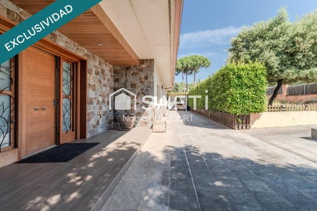 5 bedroom Villa for sale in Collbató with pool garage - € 1,165,000 (Ref: 9326303)