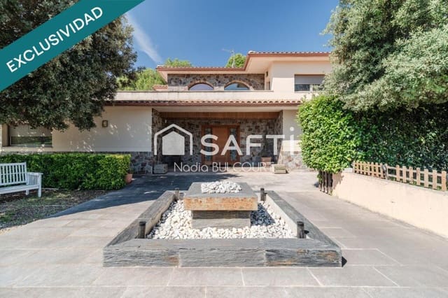 5 bedroom Villa for sale in Collbató with pool garage - € 1,165,000 (Ref: 9326303)