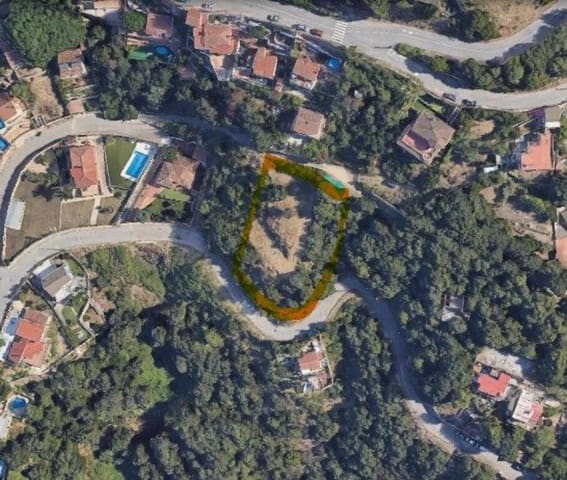 Tomt till salu i Pineda de Mar - 65 000 € (Ref: 9326305)