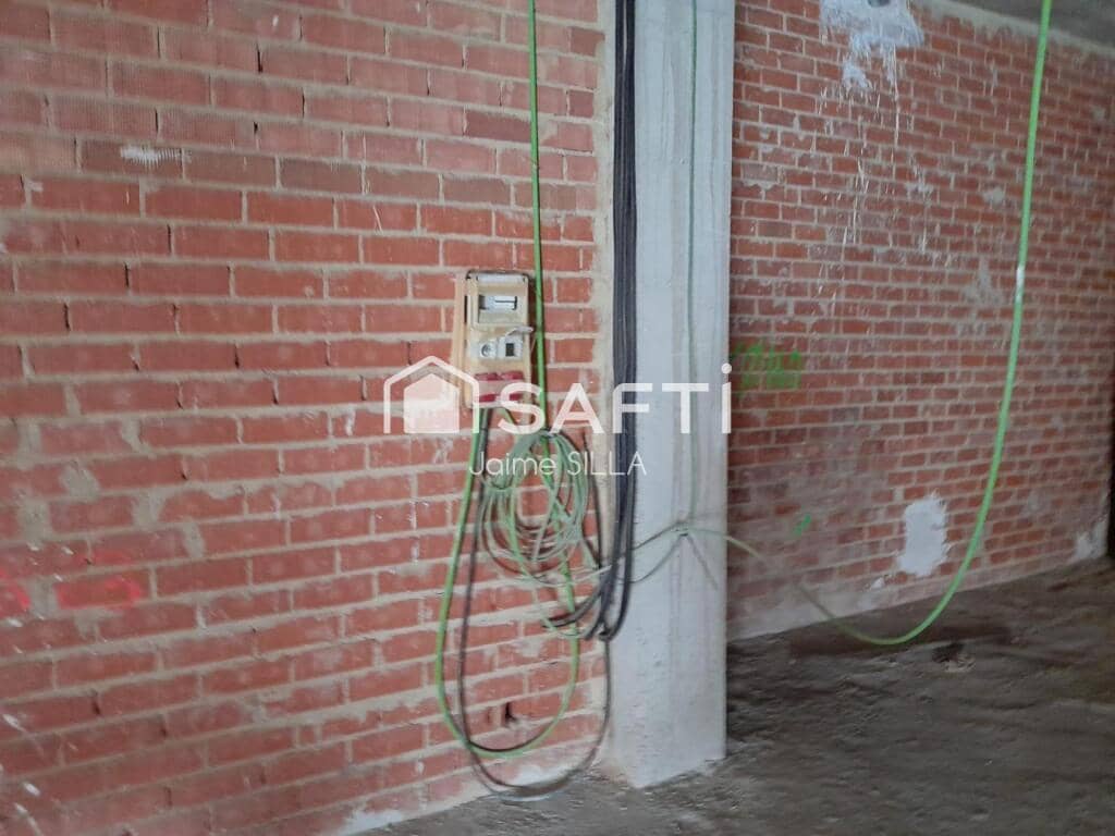 Local Commercial à vendre à Torrent - 110 000 € (Ref: 9326314)