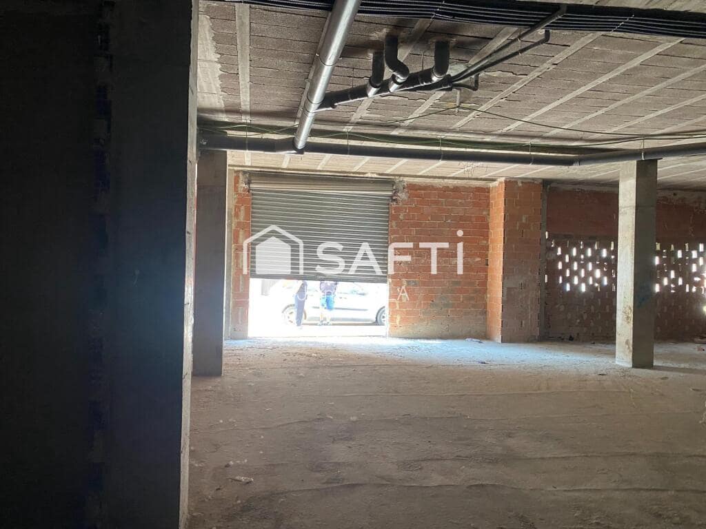 Local Commercial à vendre à Torrent - 110 000 € (Ref: 9326314)