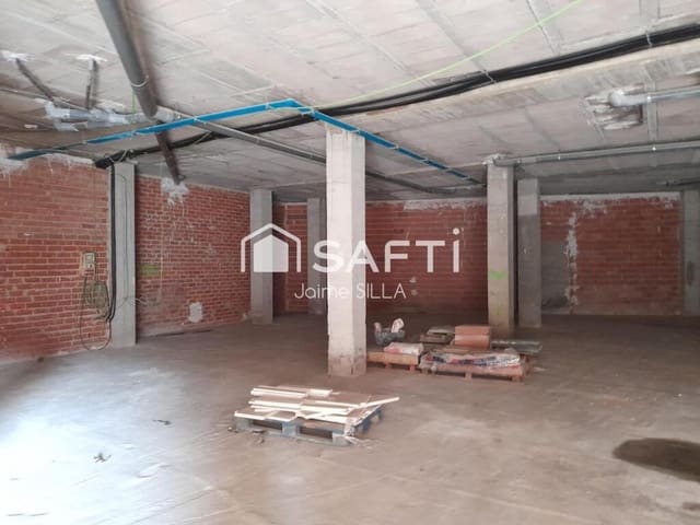 Commercial for sale in Torrent - € 110,000 (Ref: 9326314)