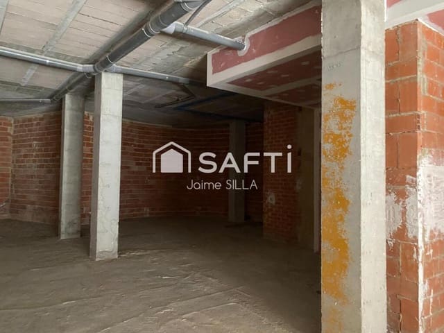 Commercial for sale in Torrent - € 110,000 (Ref: 9326314)