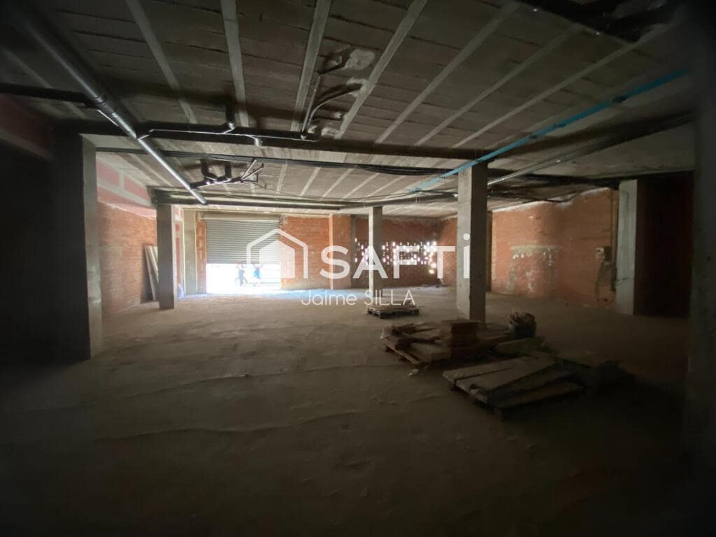 Local Commercial à vendre à Torrent - 110 000 € (Ref: 9326314)