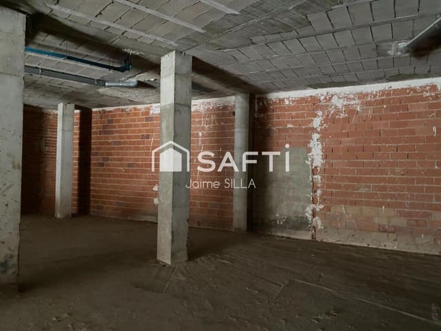 Commercial for sale in Torrent - € 110,000 (Ref: 9326314)
