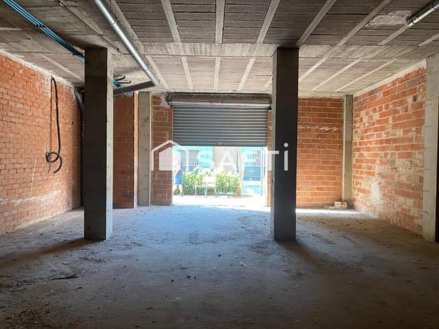 Commercial for sale in Torrent - € 65,000 (Ref: 9326315)