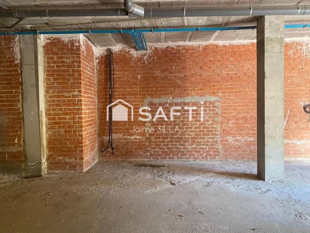 Commercial for sale in Torrent - € 65,000 (Ref: 9326315)