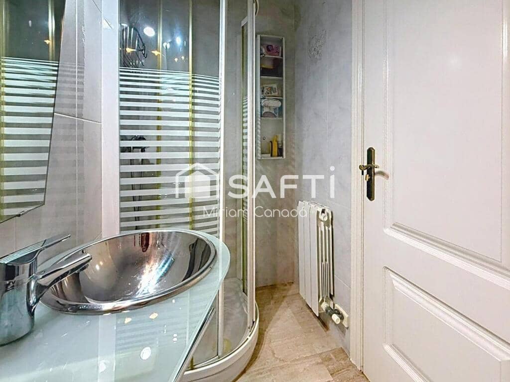 4 chambre Villa/Maison Mitoyenne à vendre à Calafell avec garage - 331 610 € (Ref: 9326316)