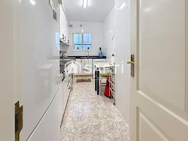 Adosado de 4 habitaciones en Calafell en venta con garaje - 331.610 € (Ref: 9326316)