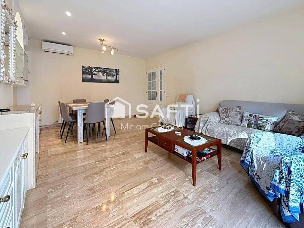 4 chambre Villa/Maison Mitoyenne à vendre à Calafell avec garage - 331 610 € (Ref: 9326316)