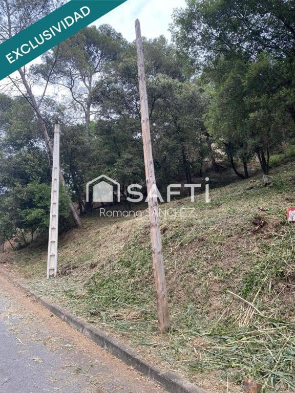 Terrain à Bâtir à vendre à Cervello - 60 000 € (Ref: 9326317)