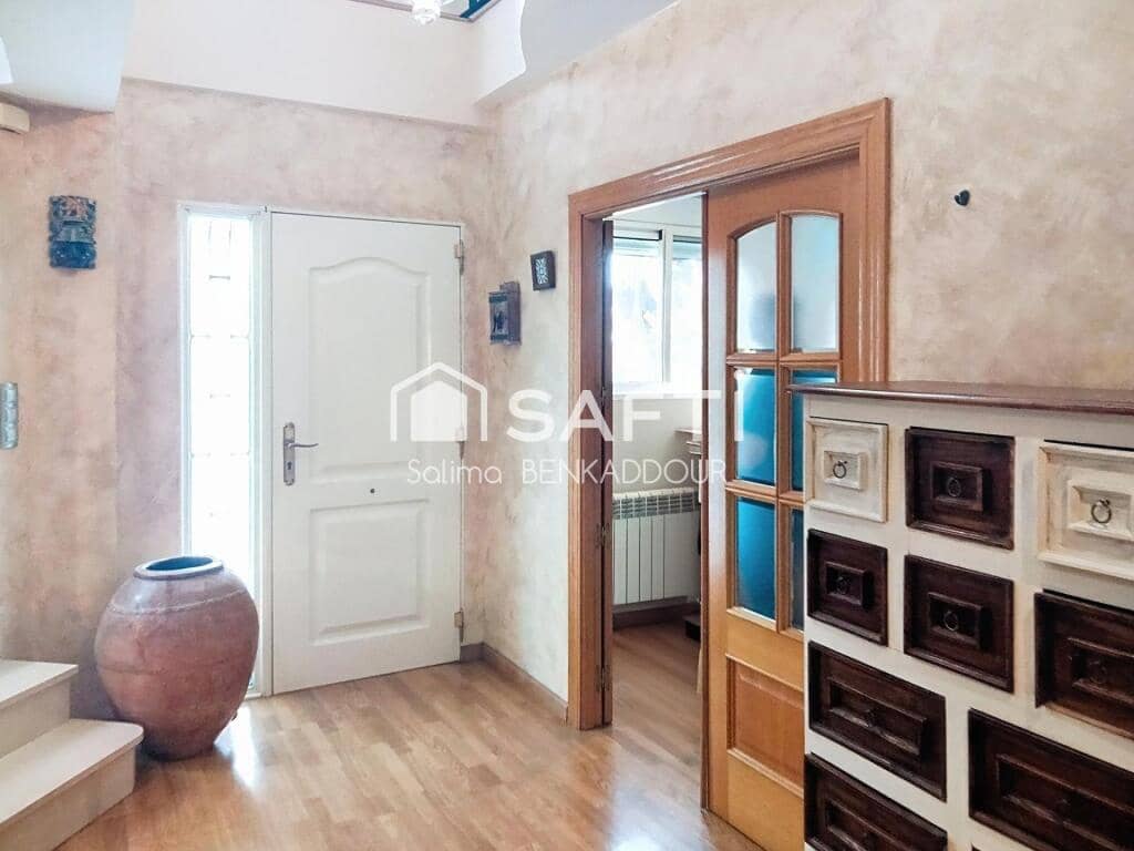 4 bedroom Villa for sale in Pucol with pool garage - € 550,000 (Ref: 9326321)