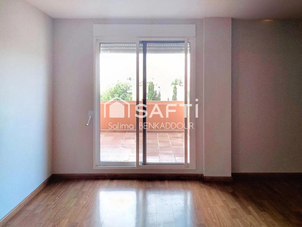 4 bedroom Villa for sale in Pucol with pool garage - € 550,000 (Ref: 9326321)