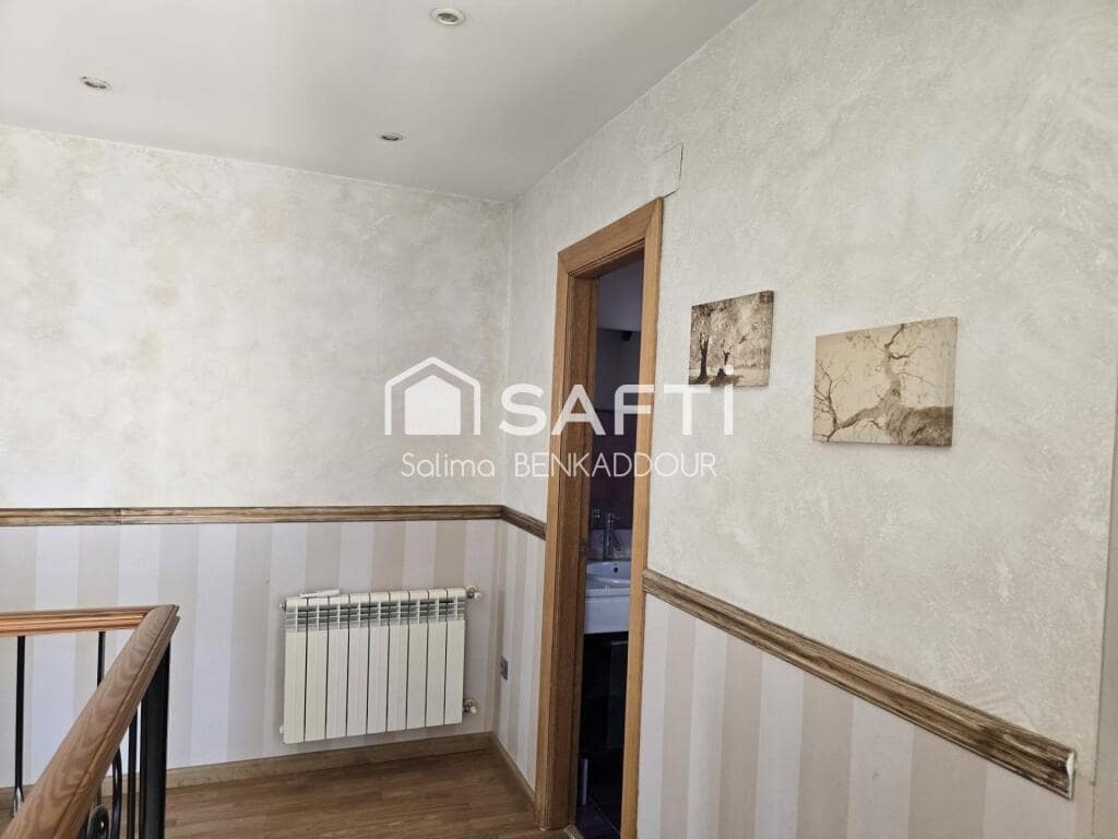 4 bedroom Villa for sale in Pucol with pool garage - € 550,000 (Ref: 9326321)