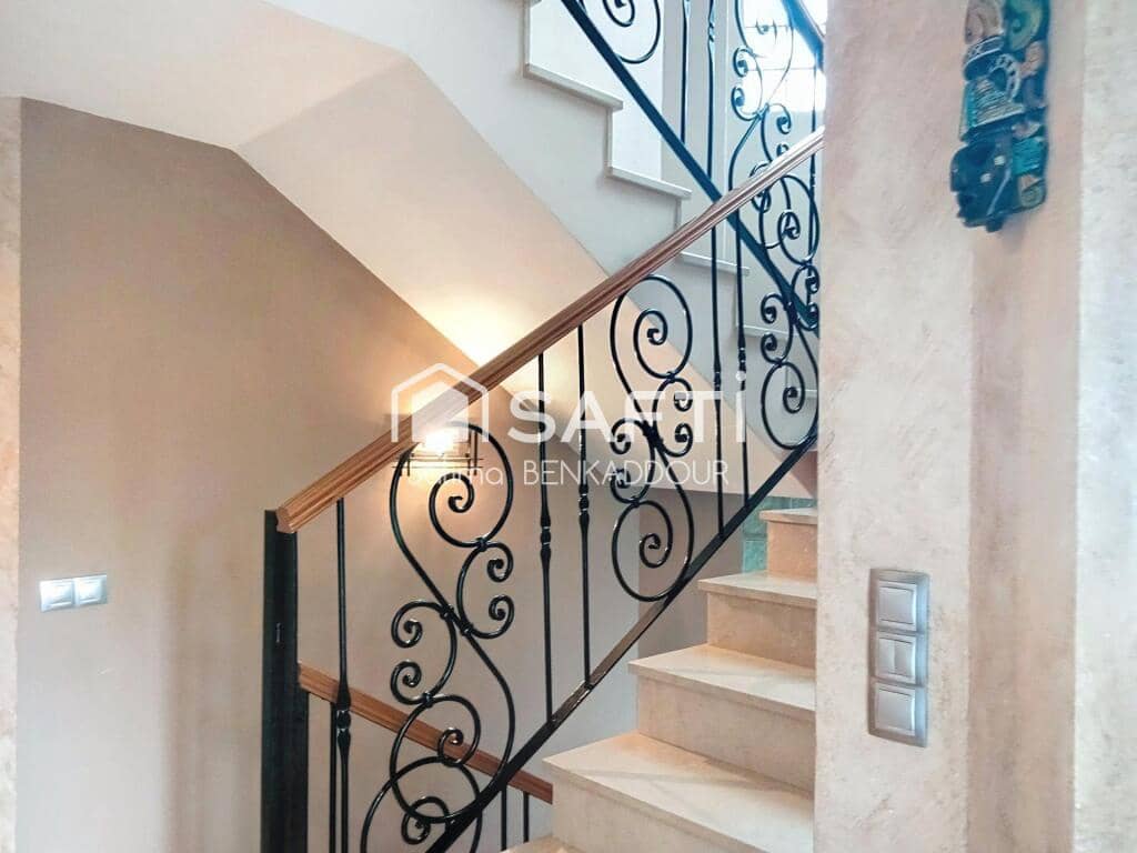 4 bedroom Villa for sale in Pucol with pool garage - € 550,000 (Ref: 9326321)