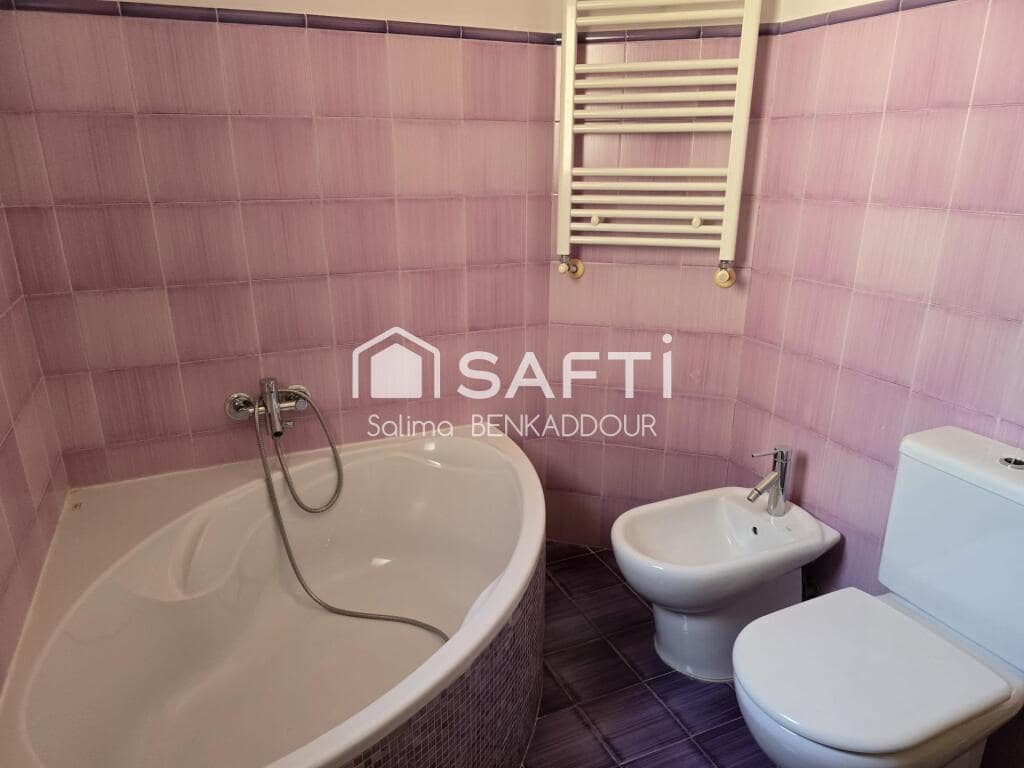 4 bedroom Villa for sale in Pucol with pool garage - € 550,000 (Ref: 9326321)