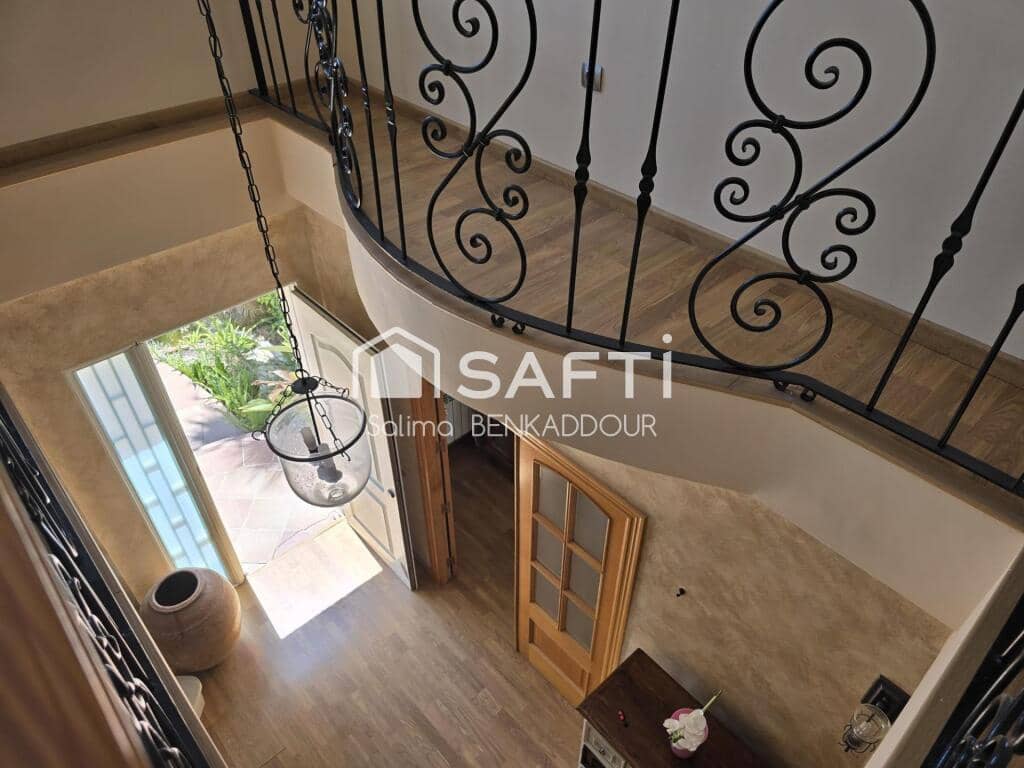 4 bedroom Villa for sale in Pucol with pool garage - € 550,000 (Ref: 9326321)