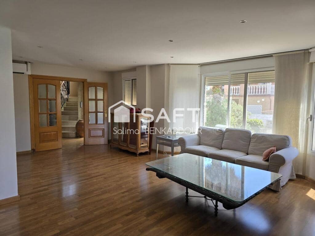 4 bedroom Villa for sale in Pucol with pool garage - € 550,000 (Ref: 9326321)