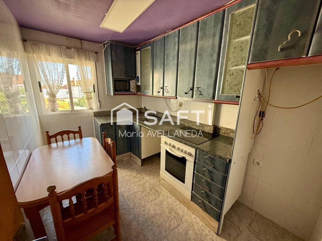 3 soveværelse Lejlighed til salg i Santa Maria del Paramo - € 45.000 (Ref: 9330515)