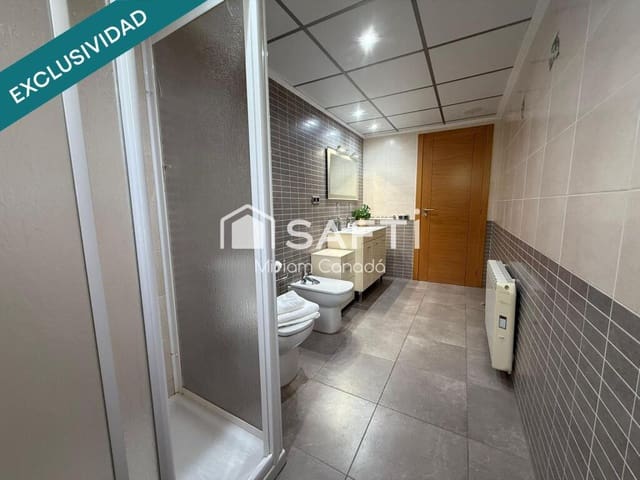 4 makuuhuone Huvila myytävänä paikassa Oeste, Castelló de la Plana mukana uima-altaan 
autotalli - 550 000 € (Ref: 9330520)