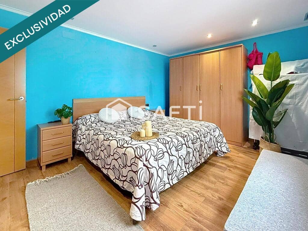 4 makuuhuone Huvila myytävänä paikassa Castello de la Plana mukana uima-altaan 
autotalli - 550 000 € (Ref: 9330520)