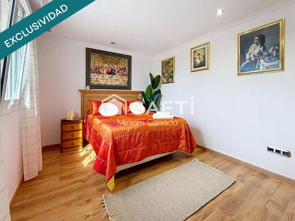 4 makuuhuone Huvila myytävänä paikassa Castello de la Plana mukana uima-altaan 
autotalli - 550 000 € (Ref: 9330520)