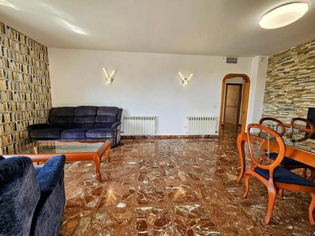 4 soverom Villa til salgs i Lloret de Mar med svømmebasseng garasje - € 650 000 (Ref: 9330522)