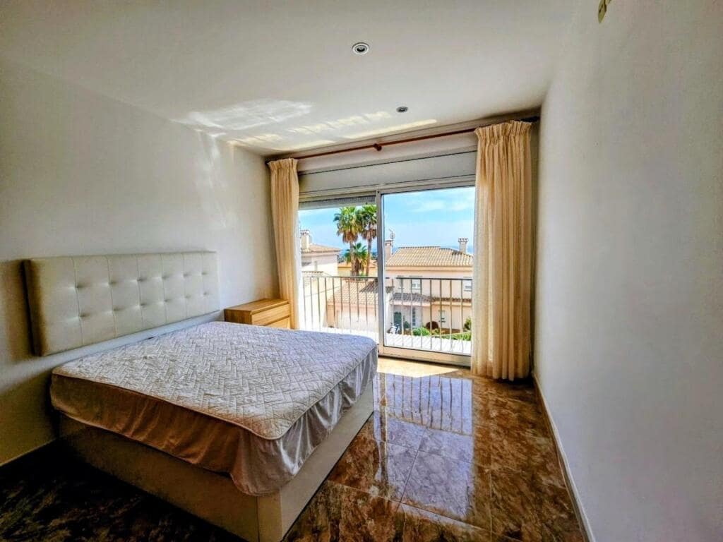 4 soverom Villa til salgs i Lloret de Mar med svømmebasseng garasje - € 650 000 (Ref: 9330522)