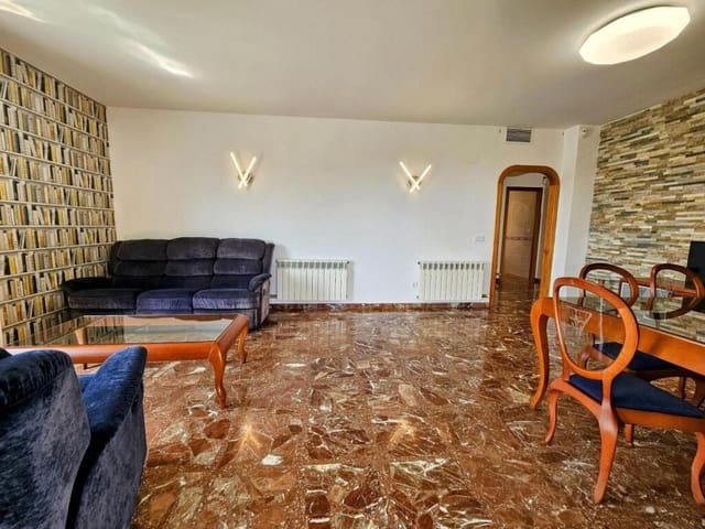 4 soverom Villa til salgs i Roca Grossa, Lloret de Mar med svømmebasseng garasje - € 650 000 (Ref: 9330522)