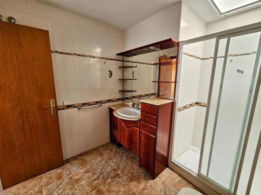 4 soverom Villa til salgs i Lloret de Mar med svømmebasseng garasje - € 650 000 (Ref: 9330522)
