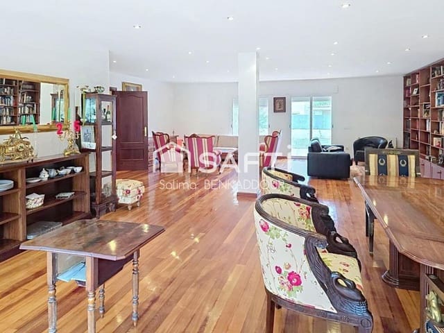 5 bedroom Villa for sale in Puçol with garage - € 1,350,000 (Ref: 9330523)