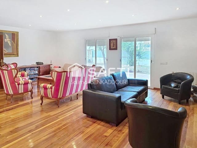 5 bedroom Villa for sale in Puçol with garage - € 1,350,000 (Ref: 9330523)