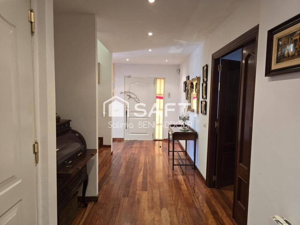 5 bedroom Villa for sale in Pucol with garage - € 1,350,000 (Ref: 9330523)