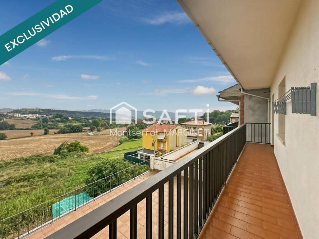 Apartamento de 3 habitaciones en Avià en venta - 179.000 € (Ref: 9334623)