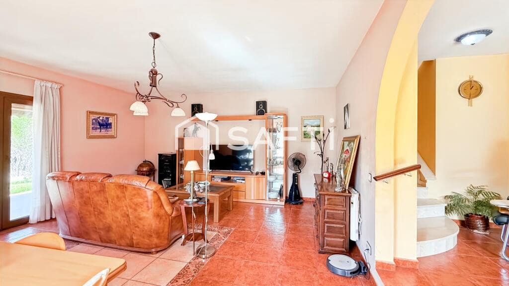 7 sovrum Finca/Hus på landet till salu i Llica de Vall med pool garage - 950 000 € (Ref: 9334624)