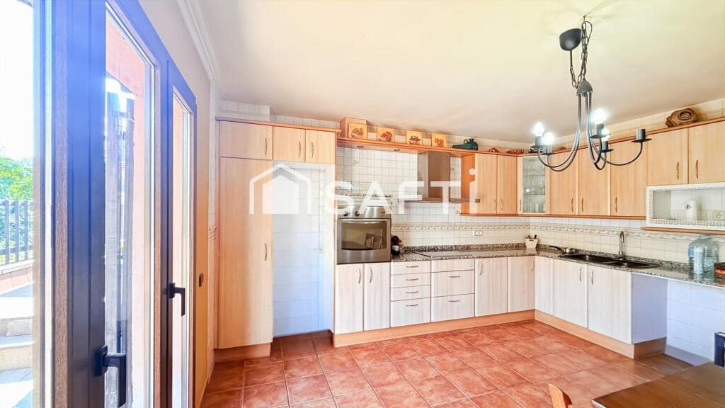 7 sovrum Finca/Hus på landet till salu i Llica de Vall med pool garage - 950 000 € (Ref: 9334624)