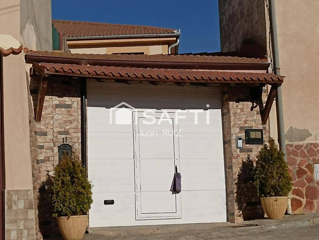 4 soverom Villa til salgs i Los Huertos med svømmebasseng garasje - € 199 000 (Ref: 9334628)