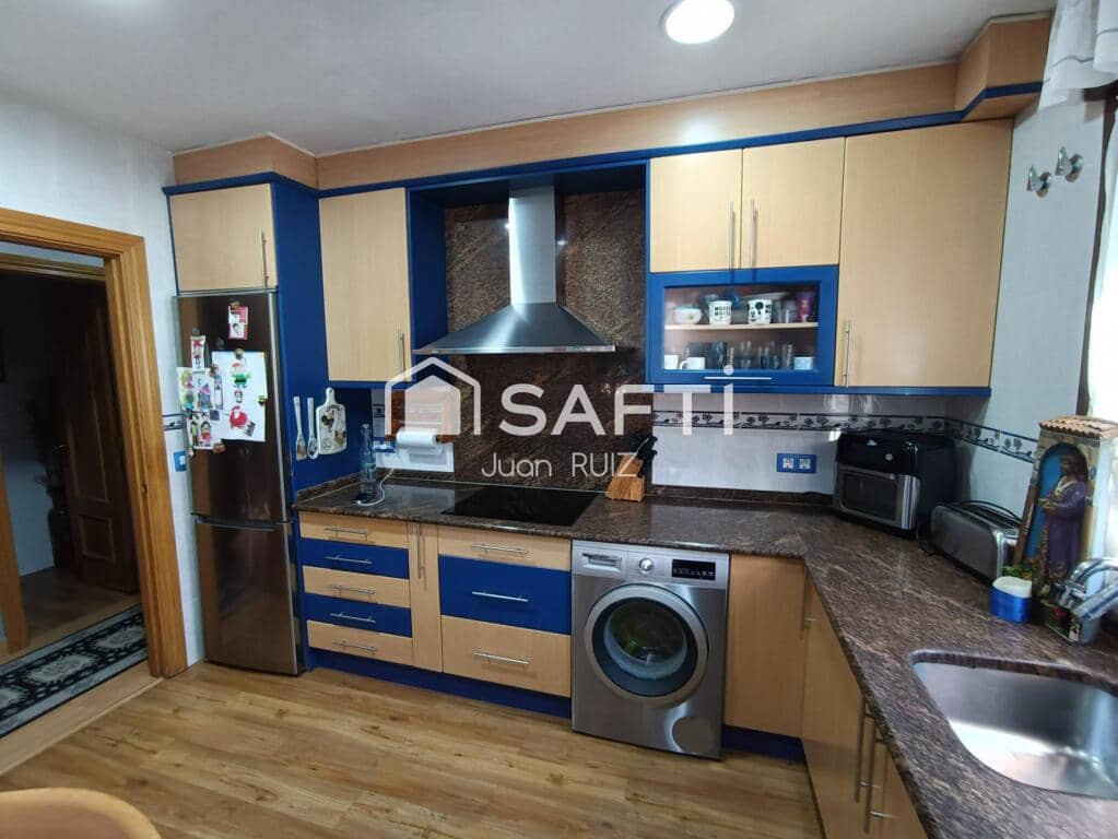 4 soverom Villa til salgs i Los Huertos med svømmebasseng garasje - € 199 000 (Ref: 9334628)