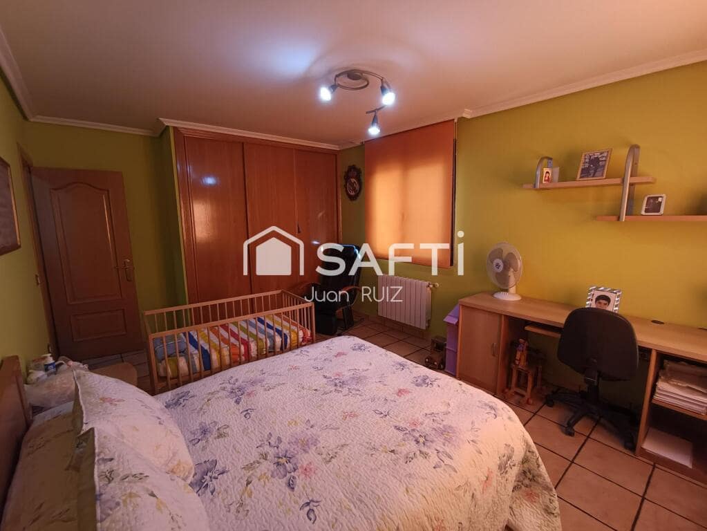 4 soverom Villa til salgs i Los Huertos med svømmebasseng garasje - € 199 000 (Ref: 9334628)