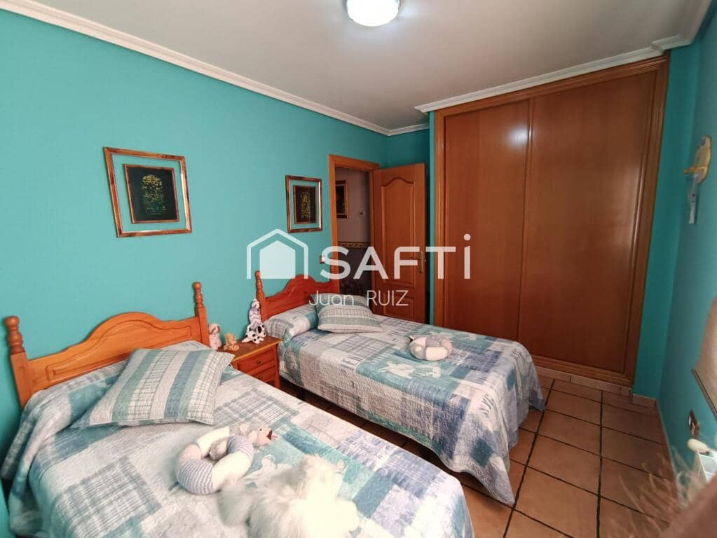 4 soverom Villa til salgs i Los Huertos med svømmebasseng garasje - € 199 000 (Ref: 9334628)