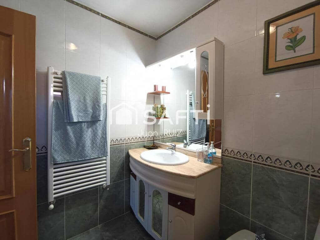 4 soverom Villa til salgs i Los Huertos med svømmebasseng garasje - € 199 000 (Ref: 9334628)