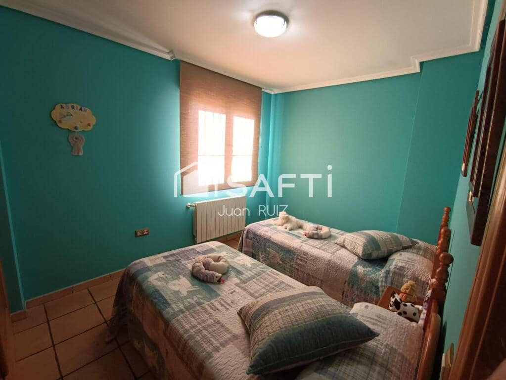 4 soverom Villa til salgs i Los Huertos med svømmebasseng garasje - € 199 000 (Ref: 9334628)