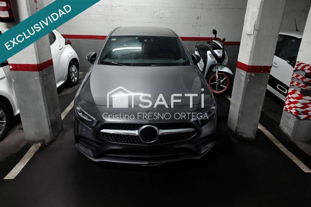 Garage til salg i Esplugues de Llobregat - € 22.000 (Ref: 9334629)