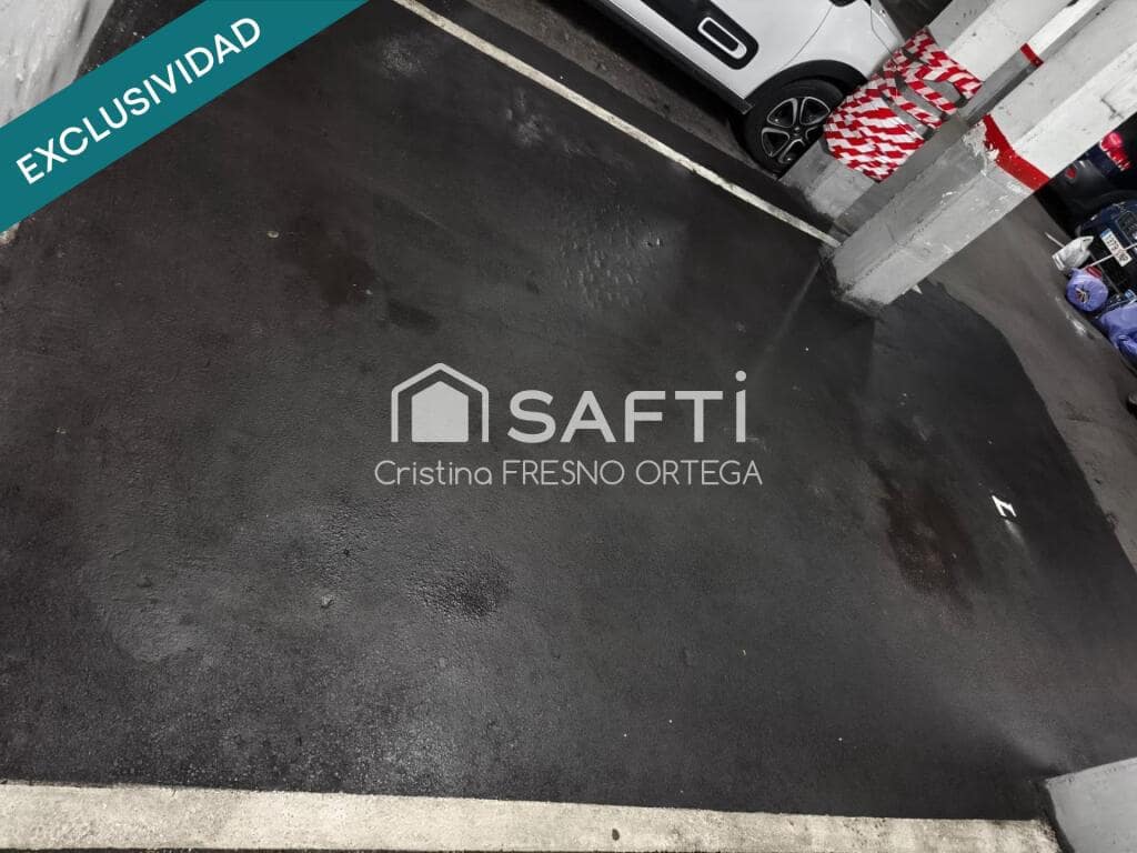 Garage til salg i Esplugues de Llobregat - € 22.000 (Ref: 9334629)