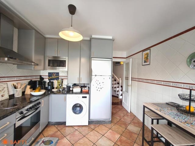 2 slaapkamer Flat te koop in Ames met garage - € 208.000 (Ref: 9334630)