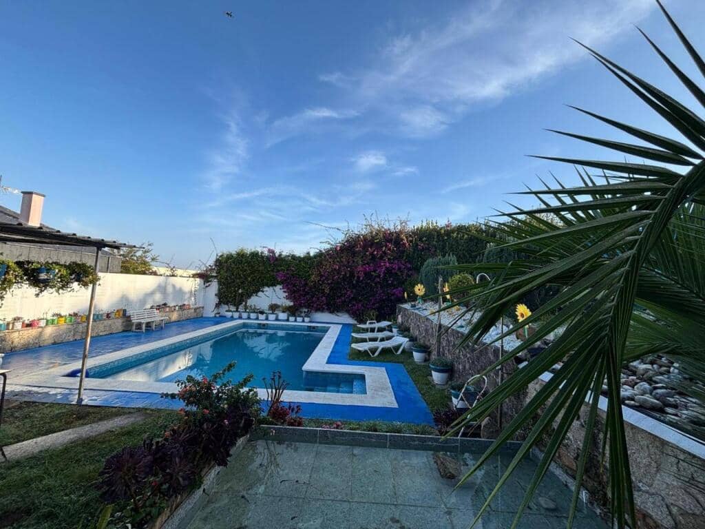 7 sovrum Villa till salu i Nigran med pool garage - 615 000 € (Ref: 9337810)