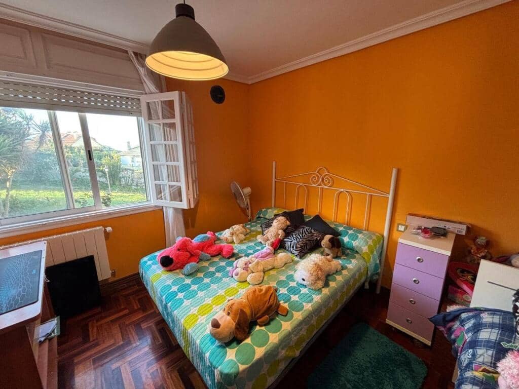 7 sovrum Villa till salu i Nigran med pool garage - 615 000 € (Ref: 9337810)