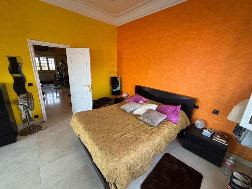 7 sovrum Villa till salu i Nigran med pool garage - 615 000 € (Ref: 9337810)